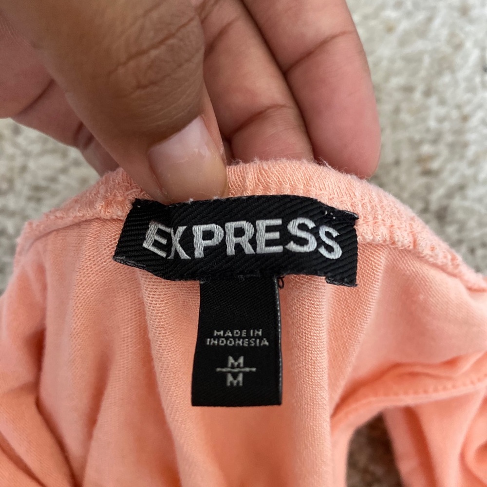 Express Top - Picture 2 of 3